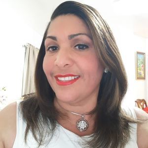 Meet your Posher, Adalgisa